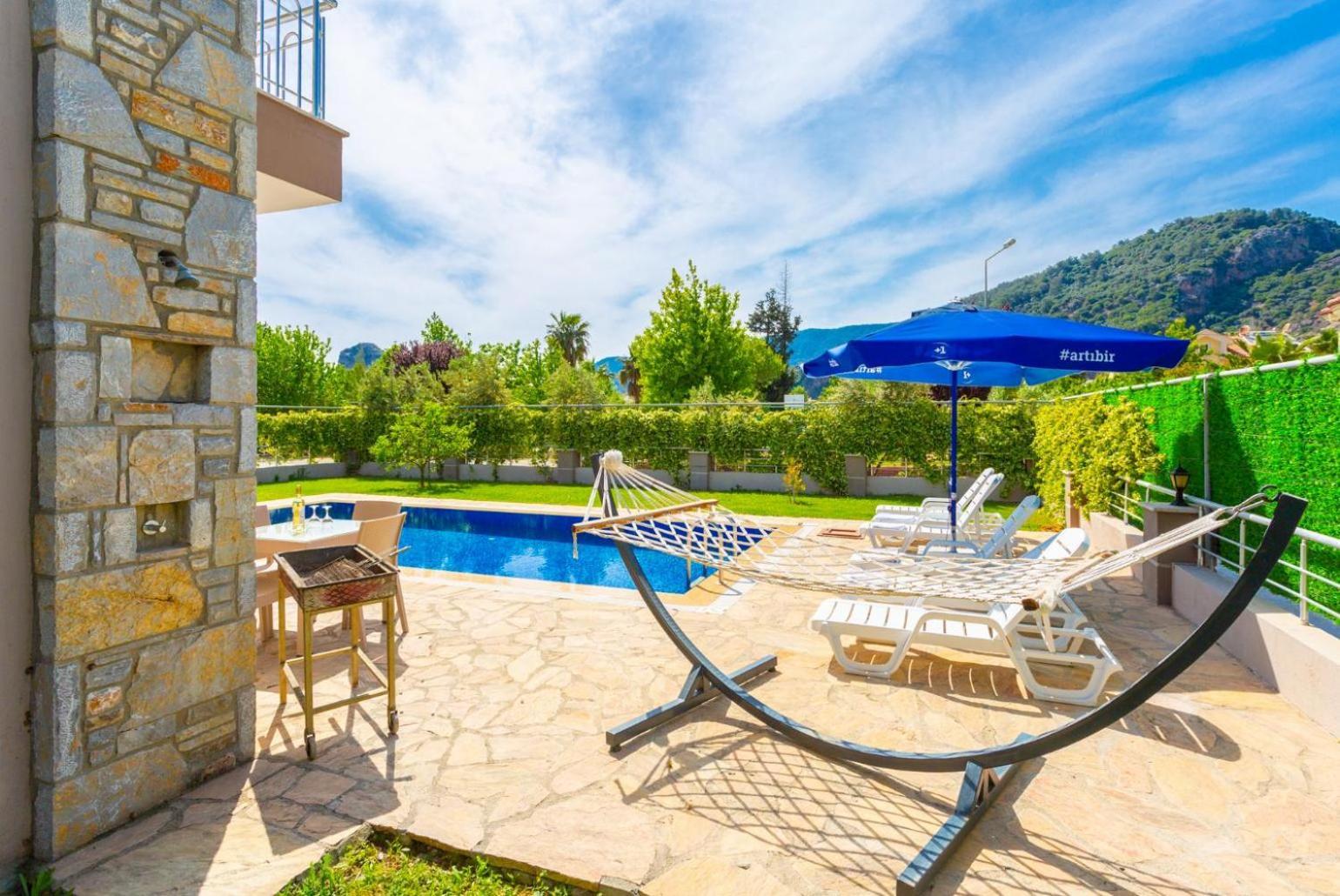 Villa Toprak Далян Екстериор снимка